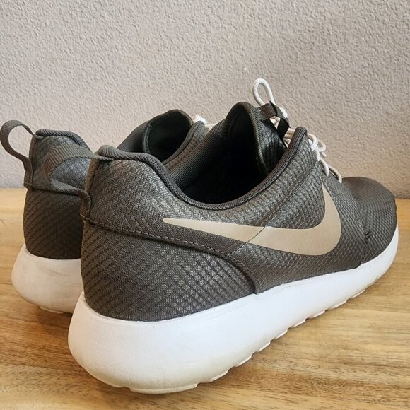 Nike Mens Roshe One Running Shoes Sneakers 511881-306 Cargo Khaki Green Size 13 main image 5